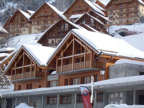 Chalet Chalet-appartement Les Chalets D'Adrien appartement 4 - 8-10 personen Europa Valloire